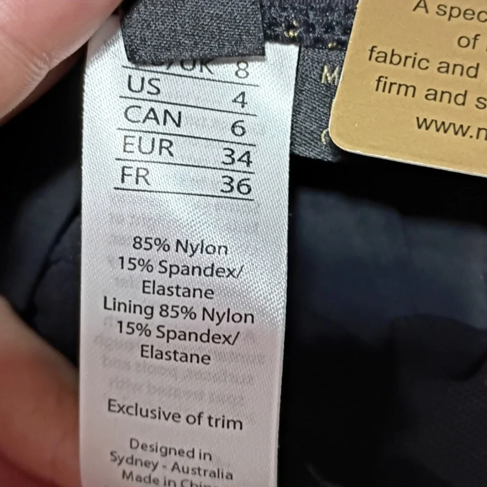 NWT Nip Tuck Swimsuit One Piece Black And Gold Multi Fit Cup Women's Size 4 - Picture 6 of 11